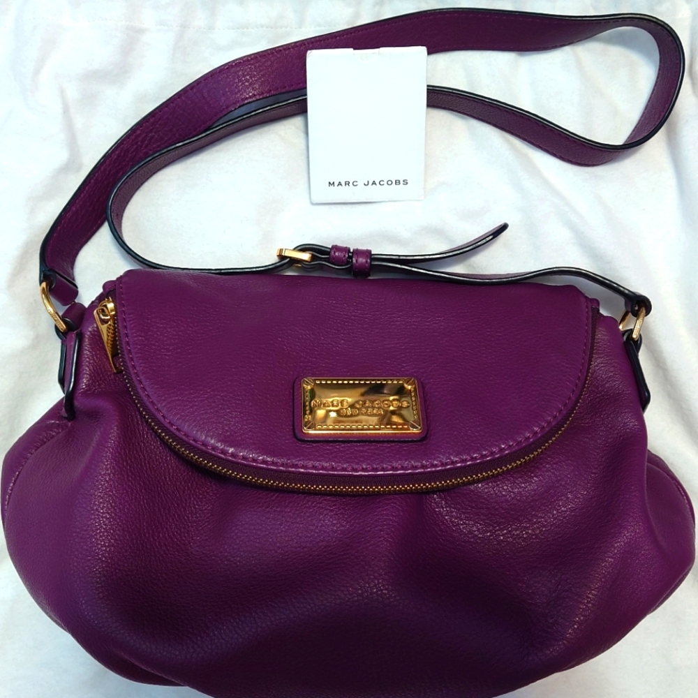 Marc Jacobs Leather Crossbody Handbag
